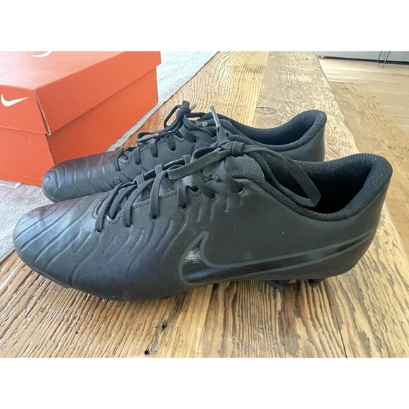 Nike Tiempo Legend 10 Club FG/MG Soccer  Cleats Gently Used Size 9.5 MSRP $60 - Picture 3 of 5